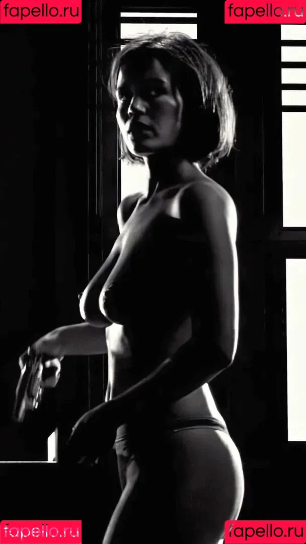 Carla Gugino Onlyfans Photo Gallery 