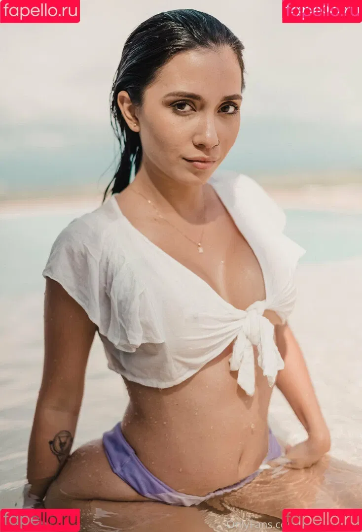 Karol Rosado Onlyfans Photo Gallery 