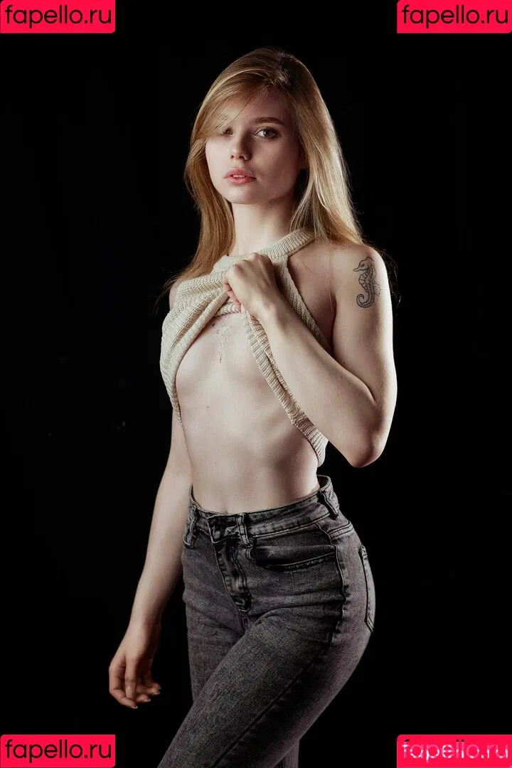 Alice Li Onlyfans Photo Gallery 