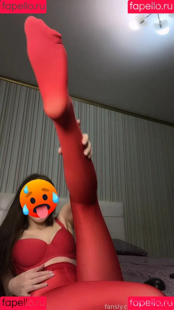 NylonDiary Onlyfans Photo Gallery 