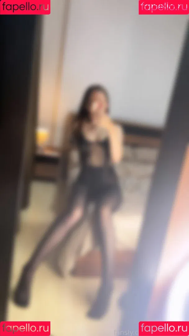 NylonDiary Onlyfans Photo Gallery 