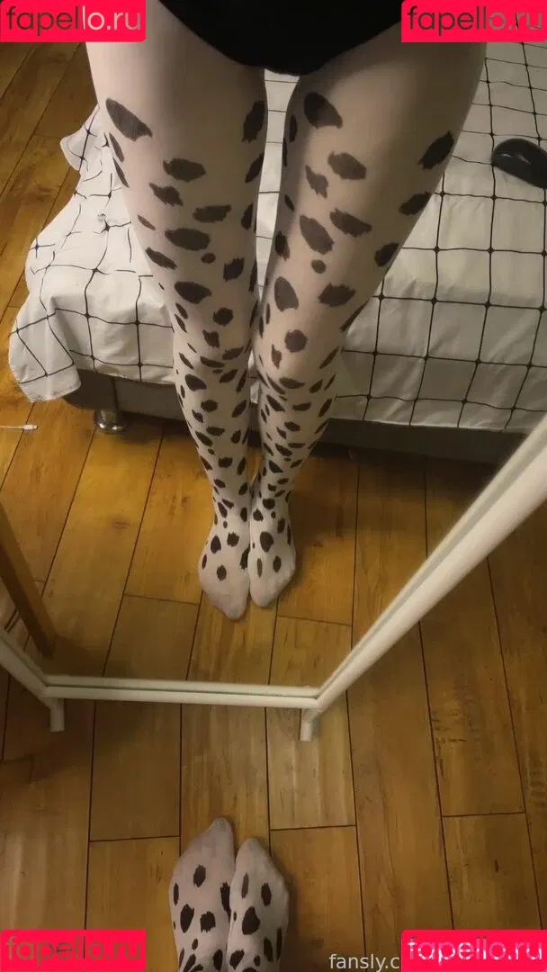 NylonDiary Onlyfans Photo Gallery 