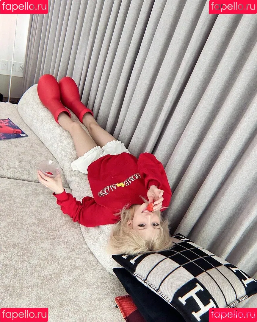 Jeon Somi Onlyfans Photo Gallery 