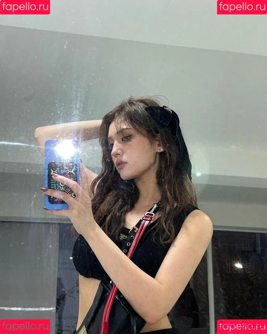 Jeon Somi Onlyfans Photo Gallery 