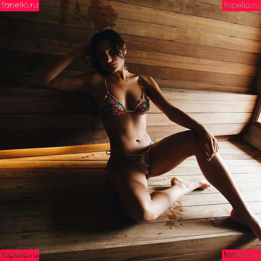 Sasha Meneghel Onlyfans Photo Gallery 