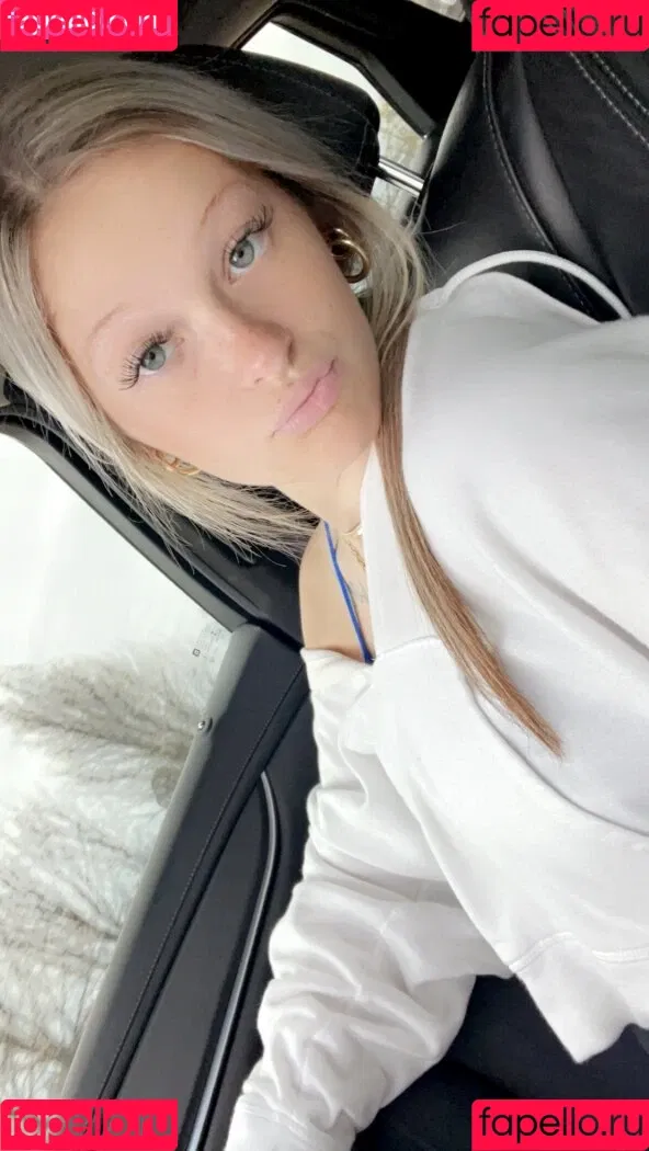 Nikkole Scott Onlyfans Photo Gallery 
