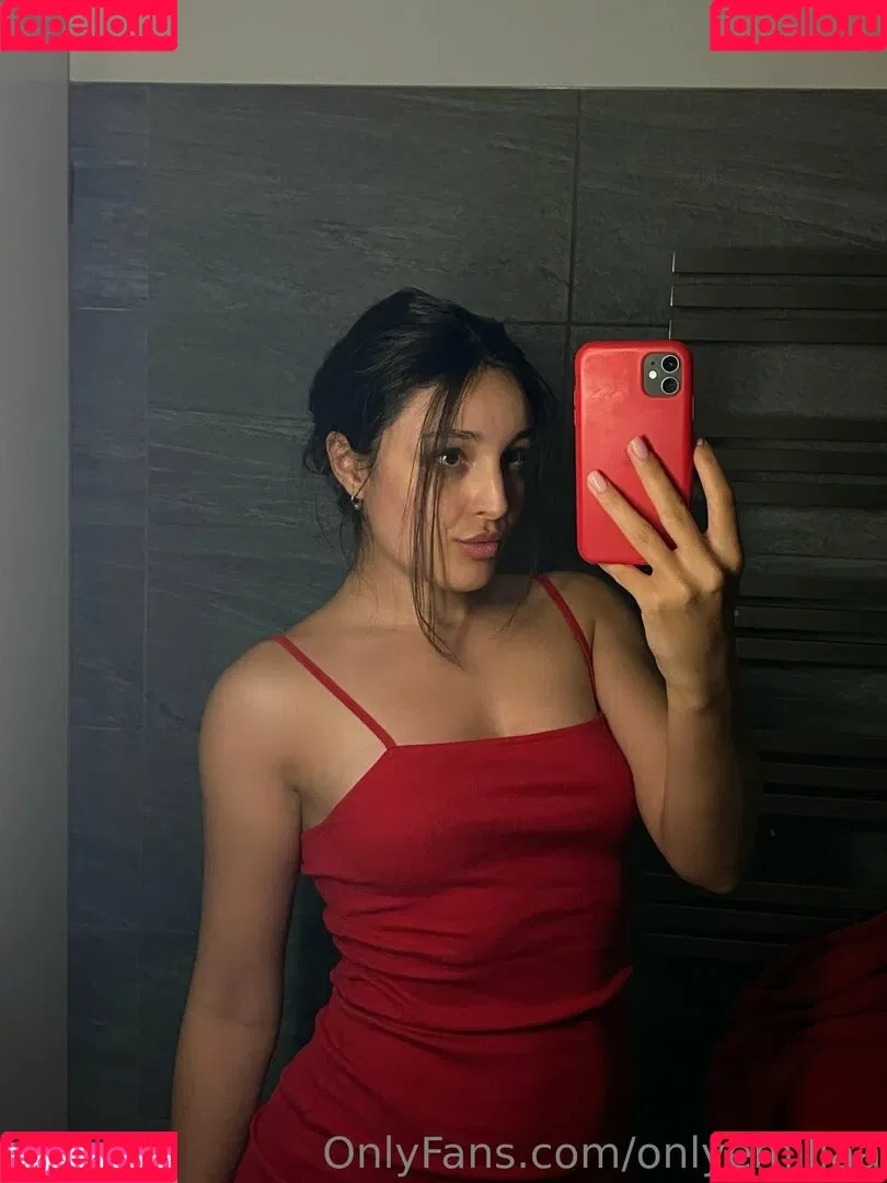onlyemiliaa Onlyfans Photo Gallery 