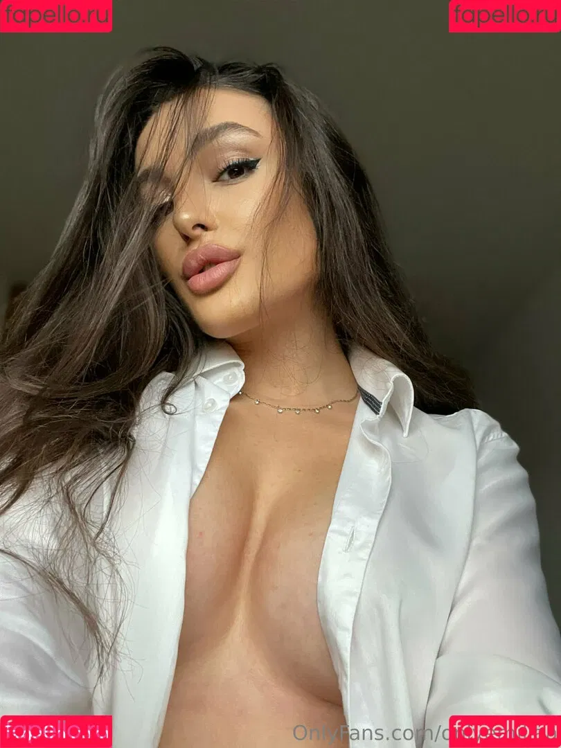 onlyemiliaa Onlyfans Photo Gallery 