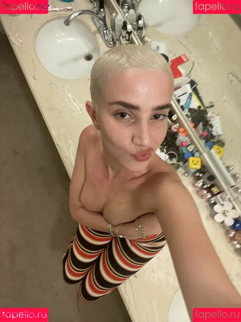 Daisy Delancey Onlyfans Photo Gallery 