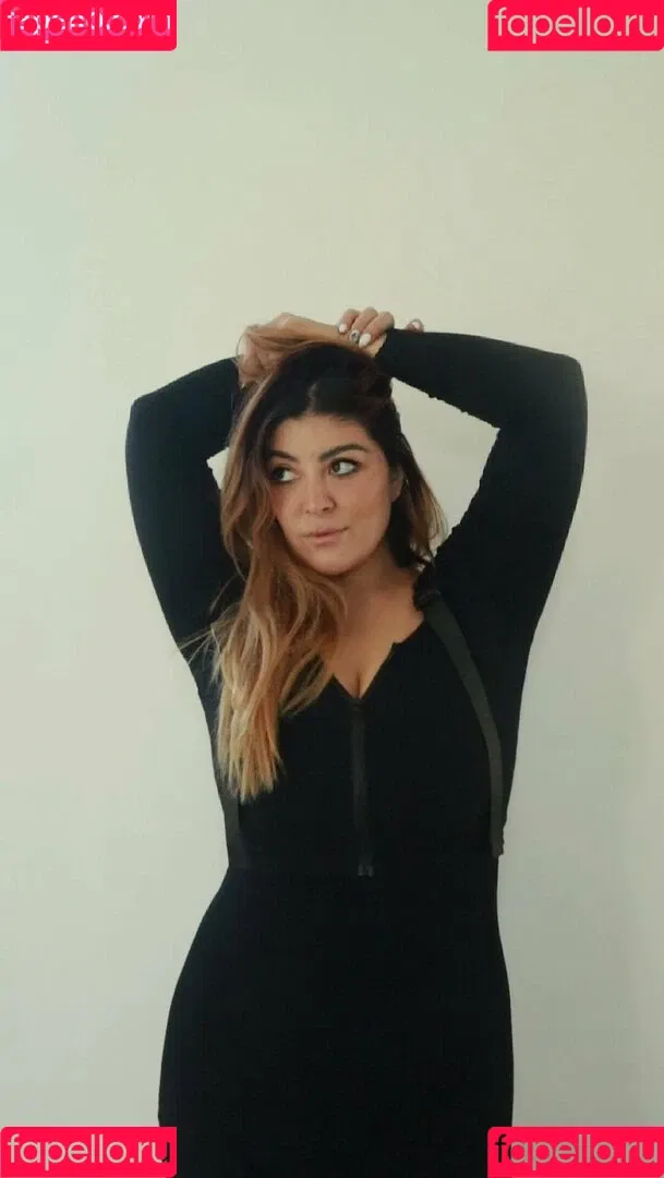 Ashlynn Arias Onlyfans Photo Gallery 