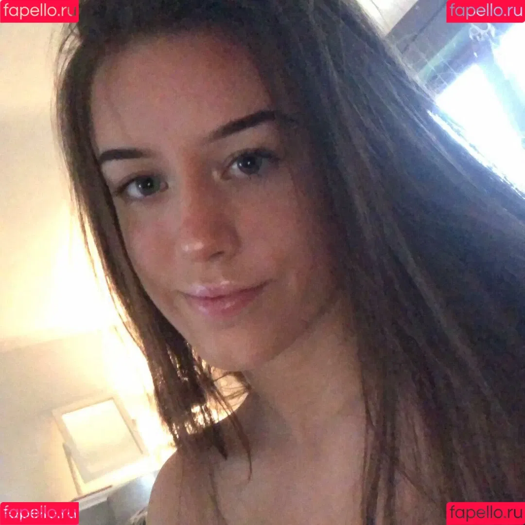 Lucy McCullough Onlyfans Photo Gallery 