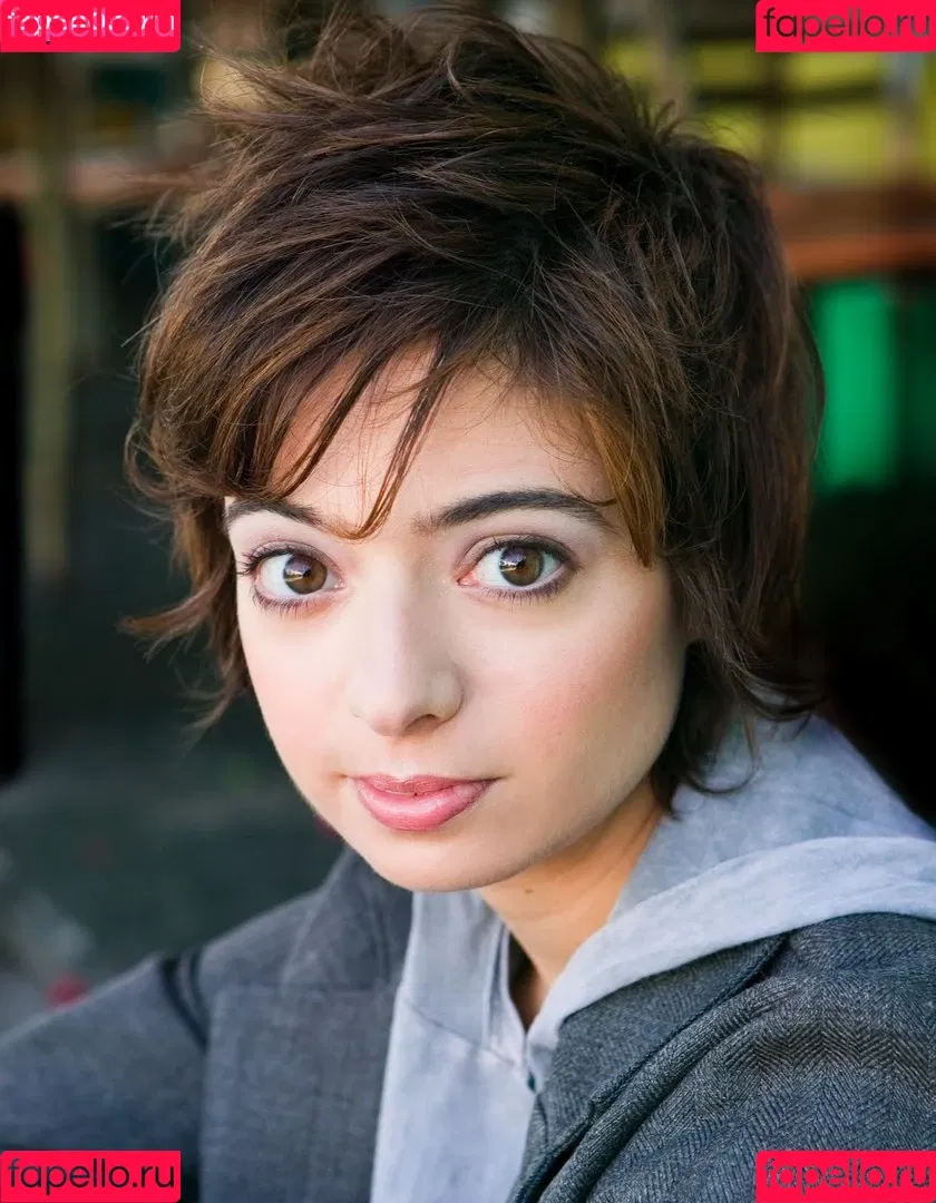 Kate Micucci Onlyfans Photo Gallery 