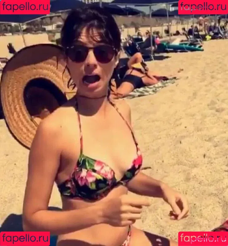 Kate Micucci Onlyfans Photo Gallery 