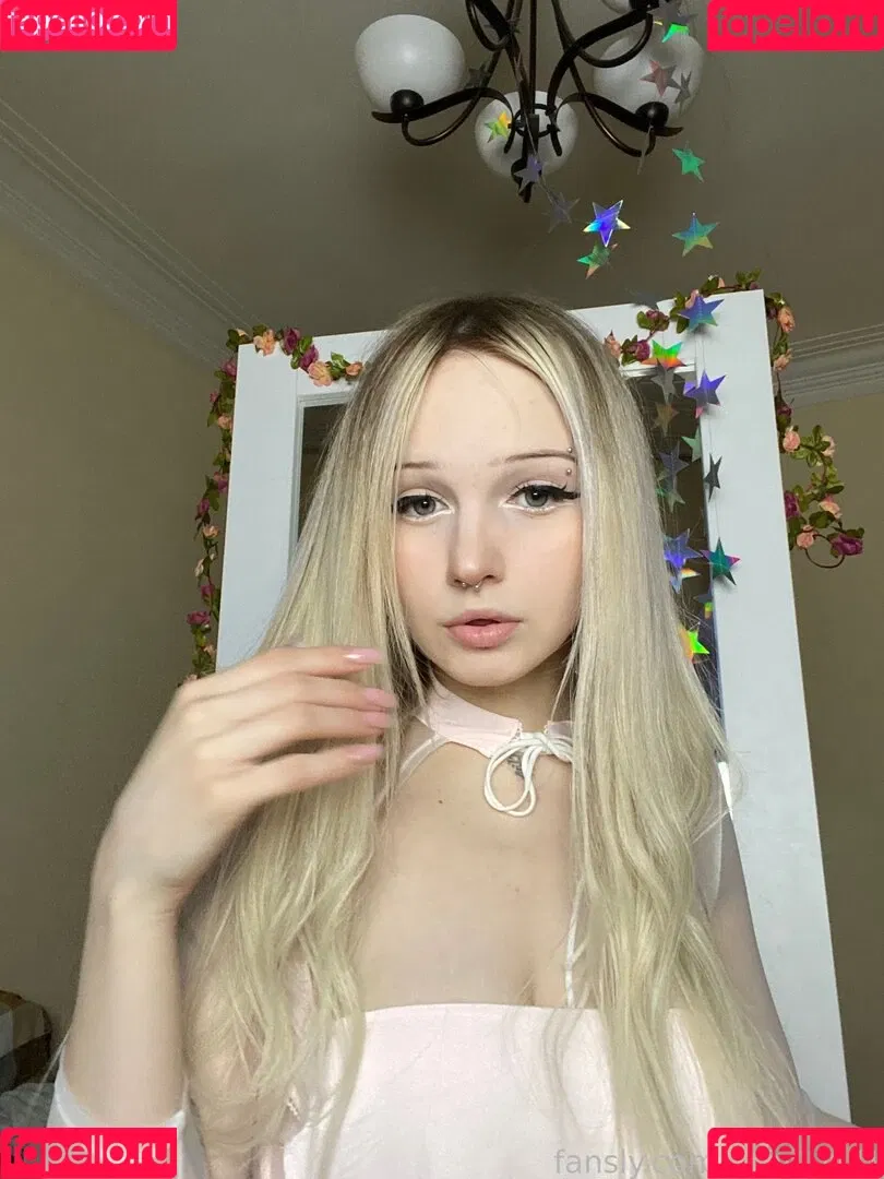 sofy_UwU Onlyfans Photo Gallery 