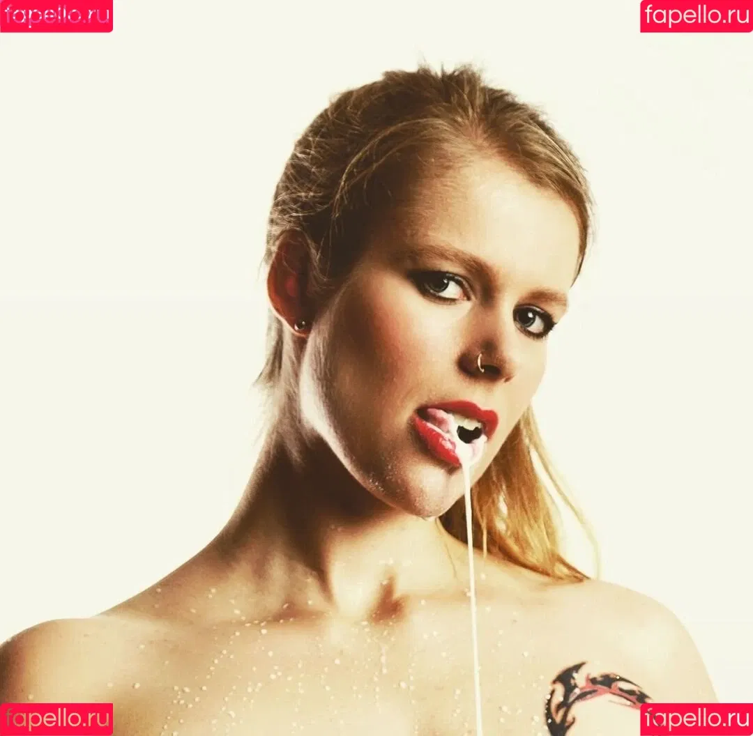 Claudia Swea Onlyfans Photo Gallery 