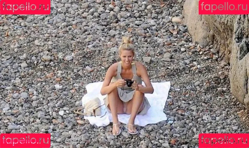 Nicky Hilton Onlyfans Photo Gallery 