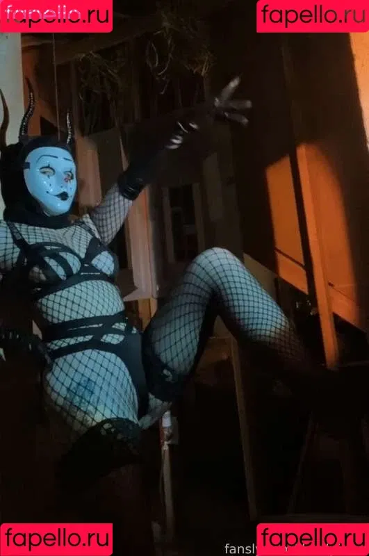 Deadpixieguts Onlyfans Photo Gallery 