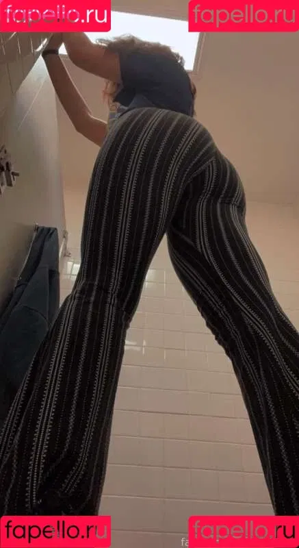 Deadpixieguts Onlyfans Photo Gallery 