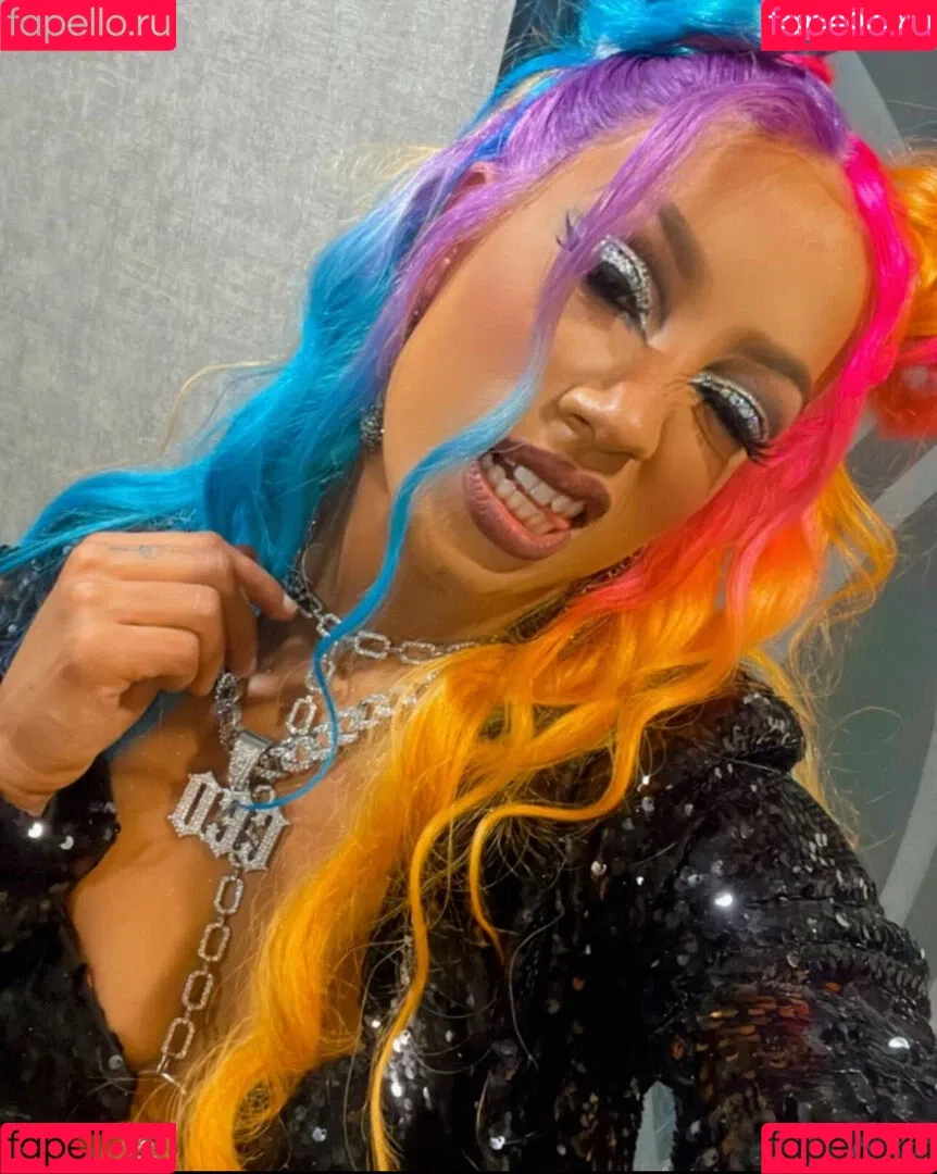 Sasha Banks Onlyfans Photo Gallery 