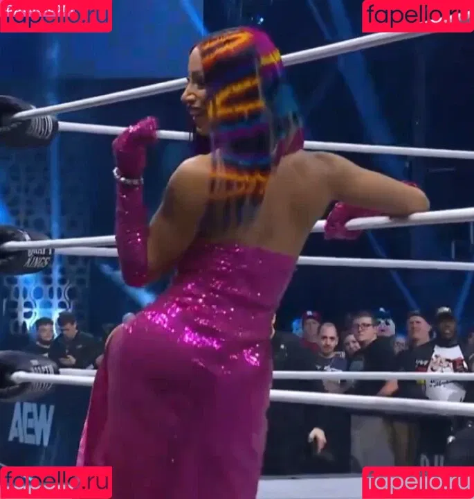 Sasha Banks Onlyfans Photo Gallery 