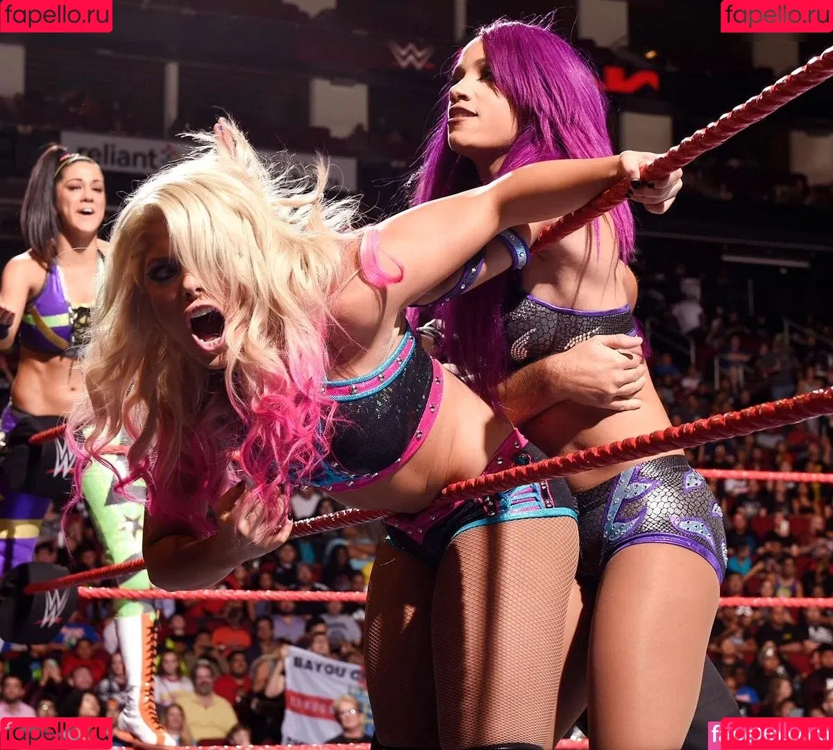 Sasha Banks Onlyfans Photo Gallery 