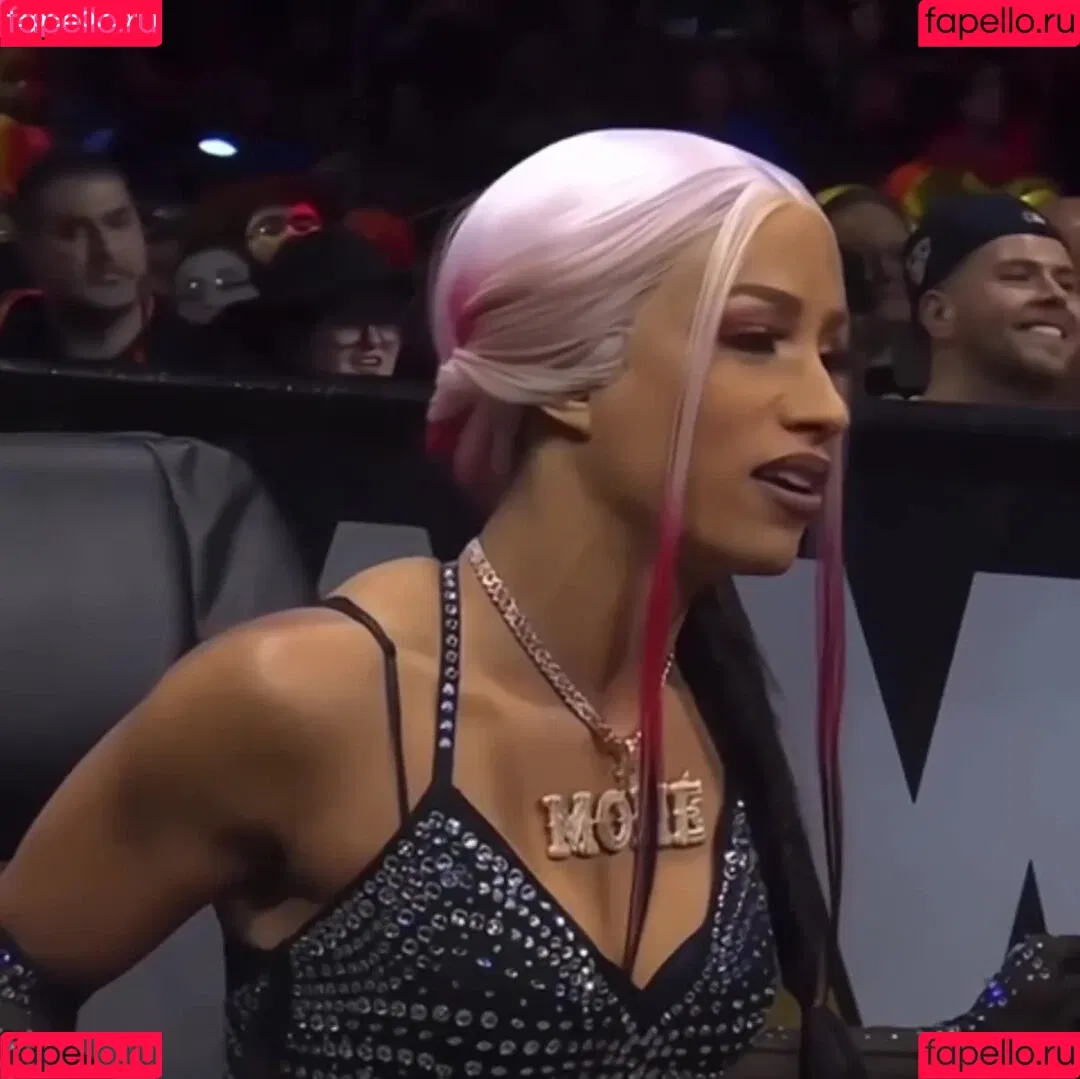 Sasha Banks Onlyfans Photo Gallery 