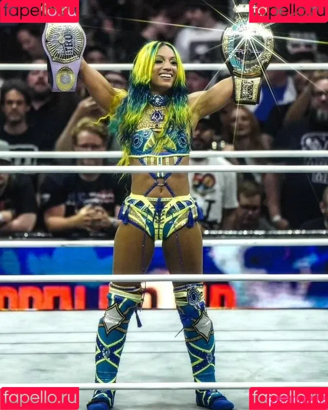 Sasha Banks Onlyfans Photo Gallery 