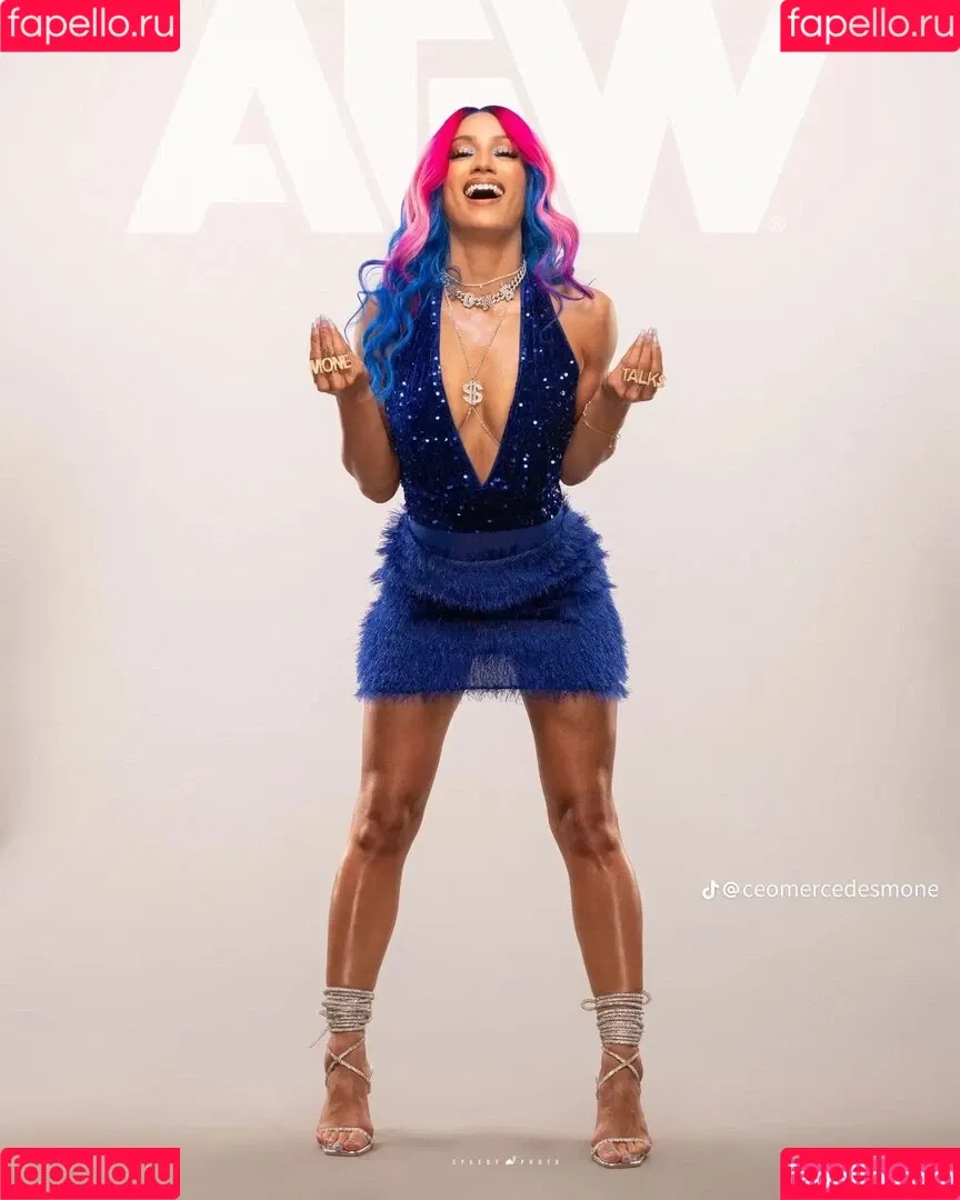 Sasha Banks Onlyfans Photo Gallery 