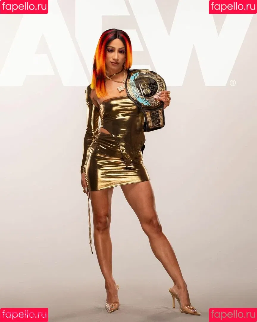 Sasha Banks Onlyfans Photo Gallery 