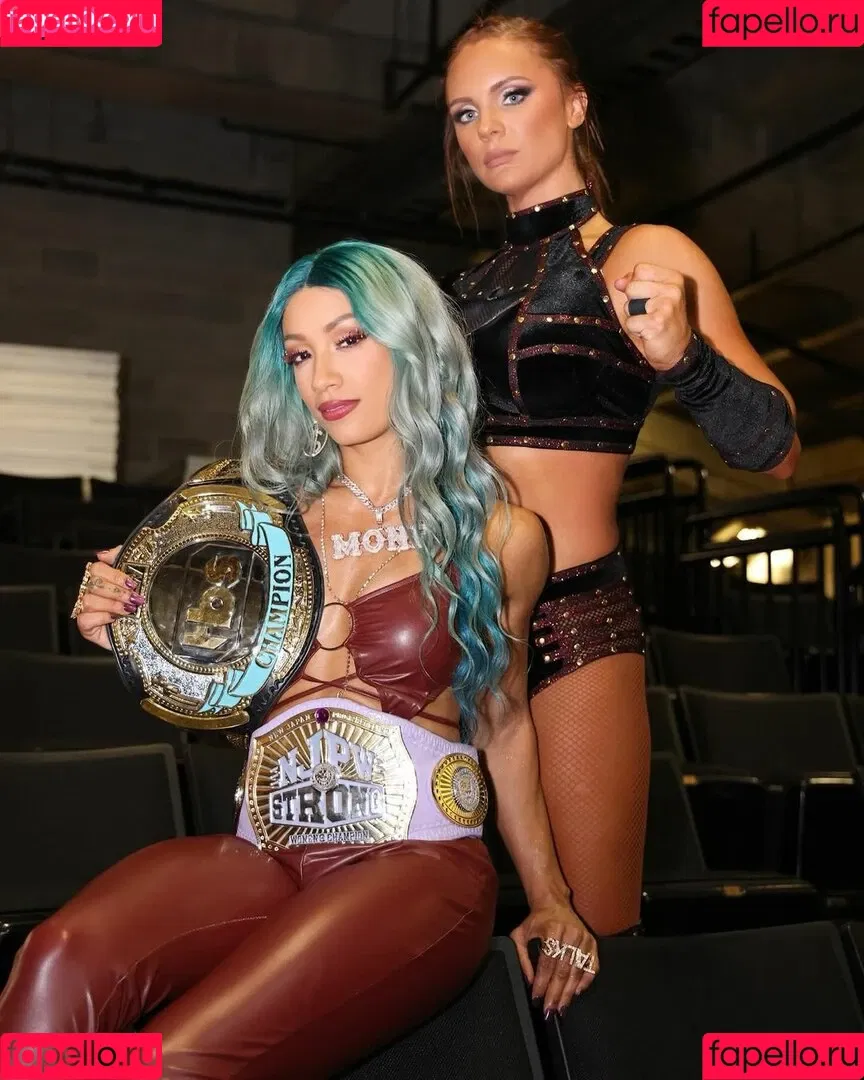Sasha Banks Onlyfans Photo Gallery 