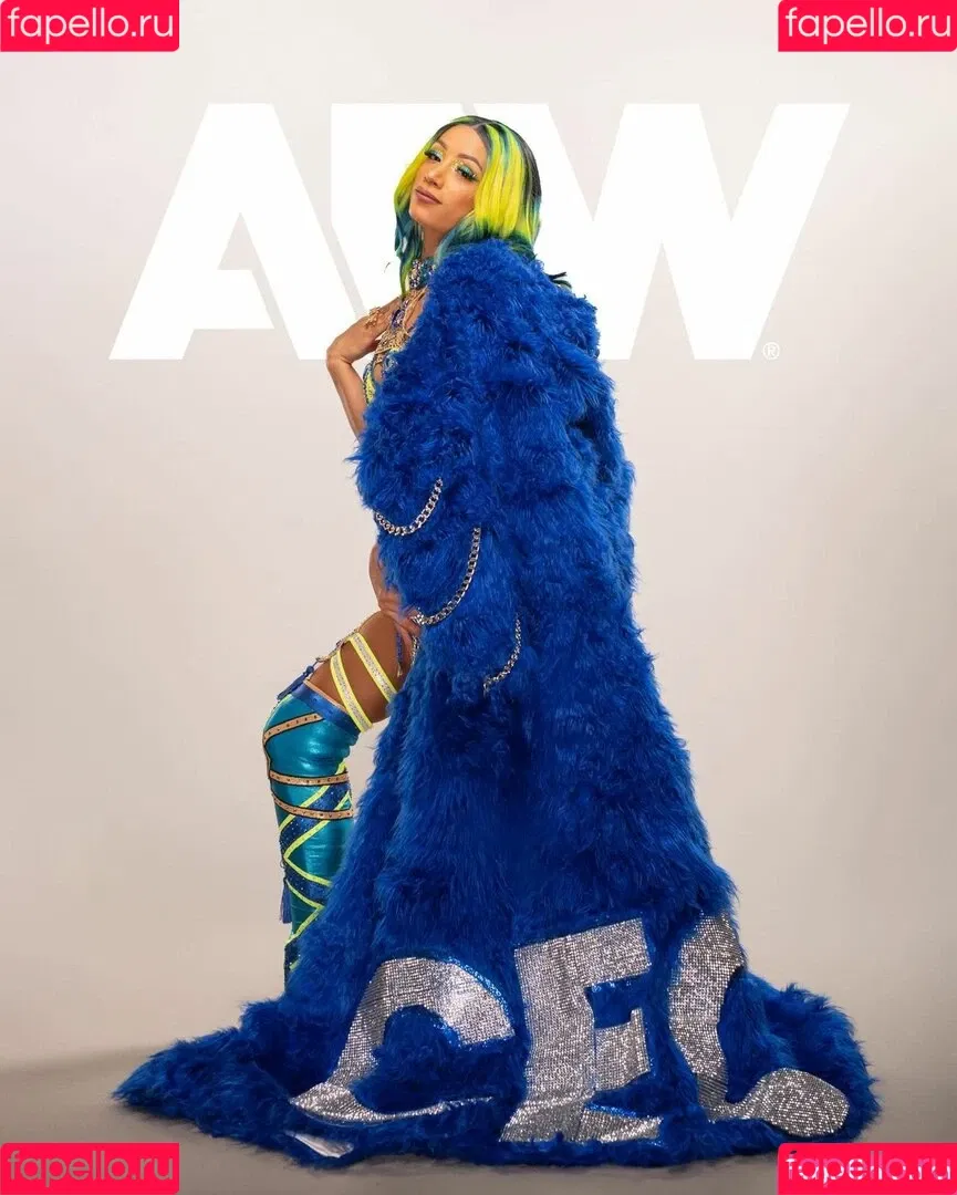 Sasha Banks Onlyfans Photo Gallery 