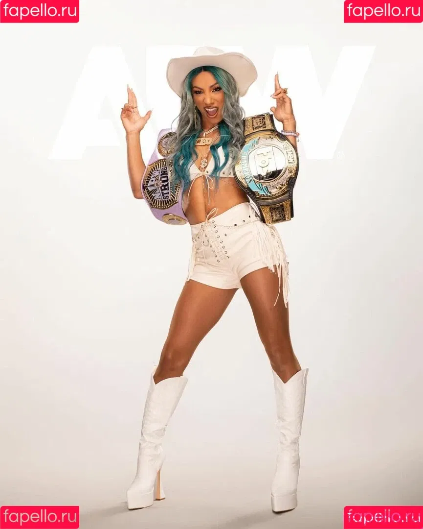 Sasha Banks Onlyfans Photo Gallery 