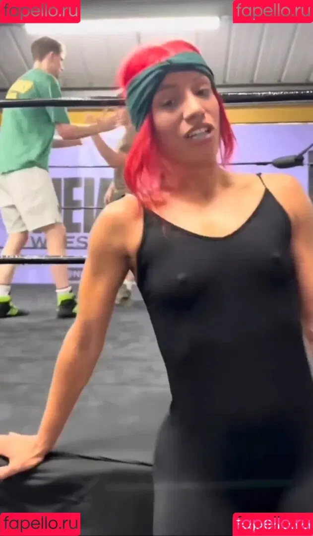 Sasha Banks Onlyfans Photo Gallery 