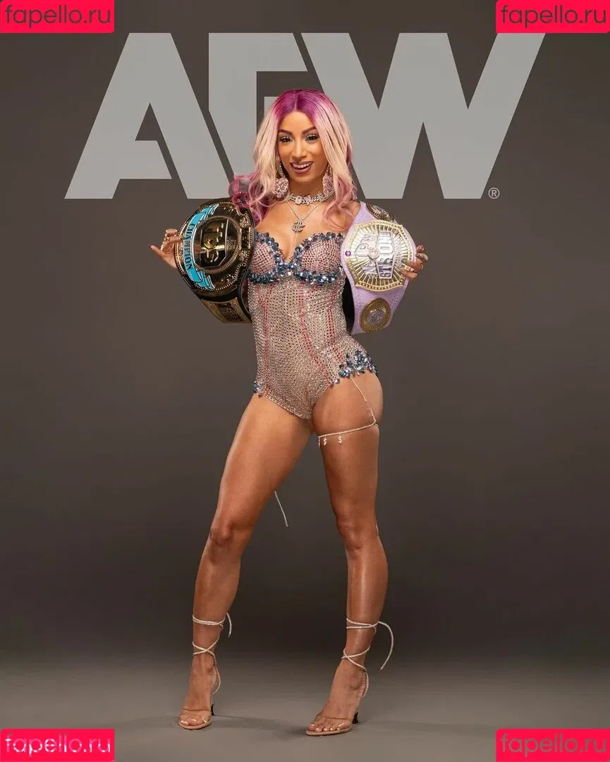 Sasha Banks Onlyfans Photo Gallery 