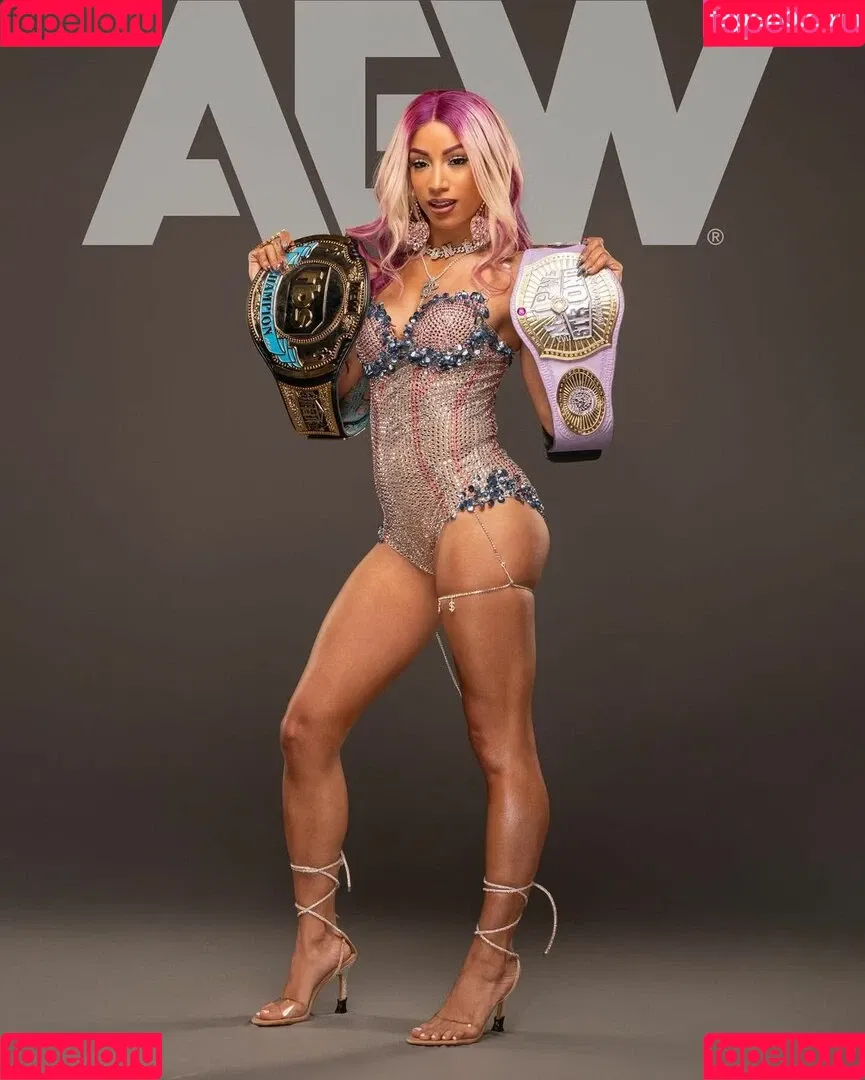 Sasha Banks Onlyfans Photo Gallery 