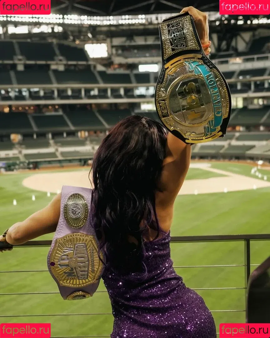 Sasha Banks Onlyfans Photo Gallery 