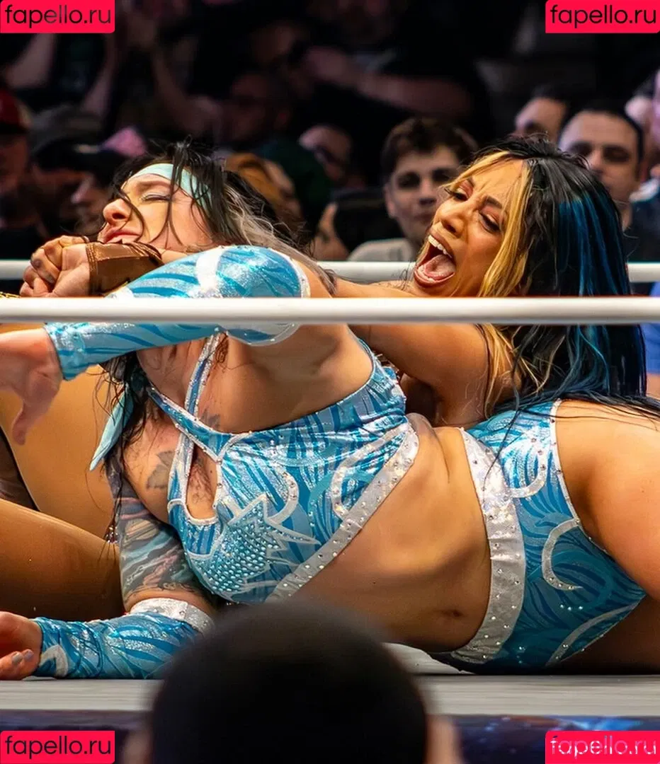 Sasha Banks Onlyfans Photo Gallery 
