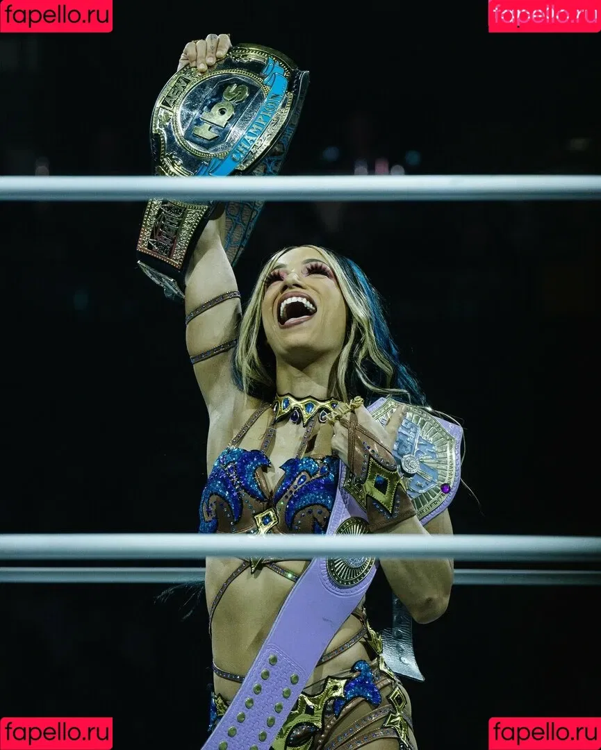 Sasha Banks Onlyfans Photo Gallery 