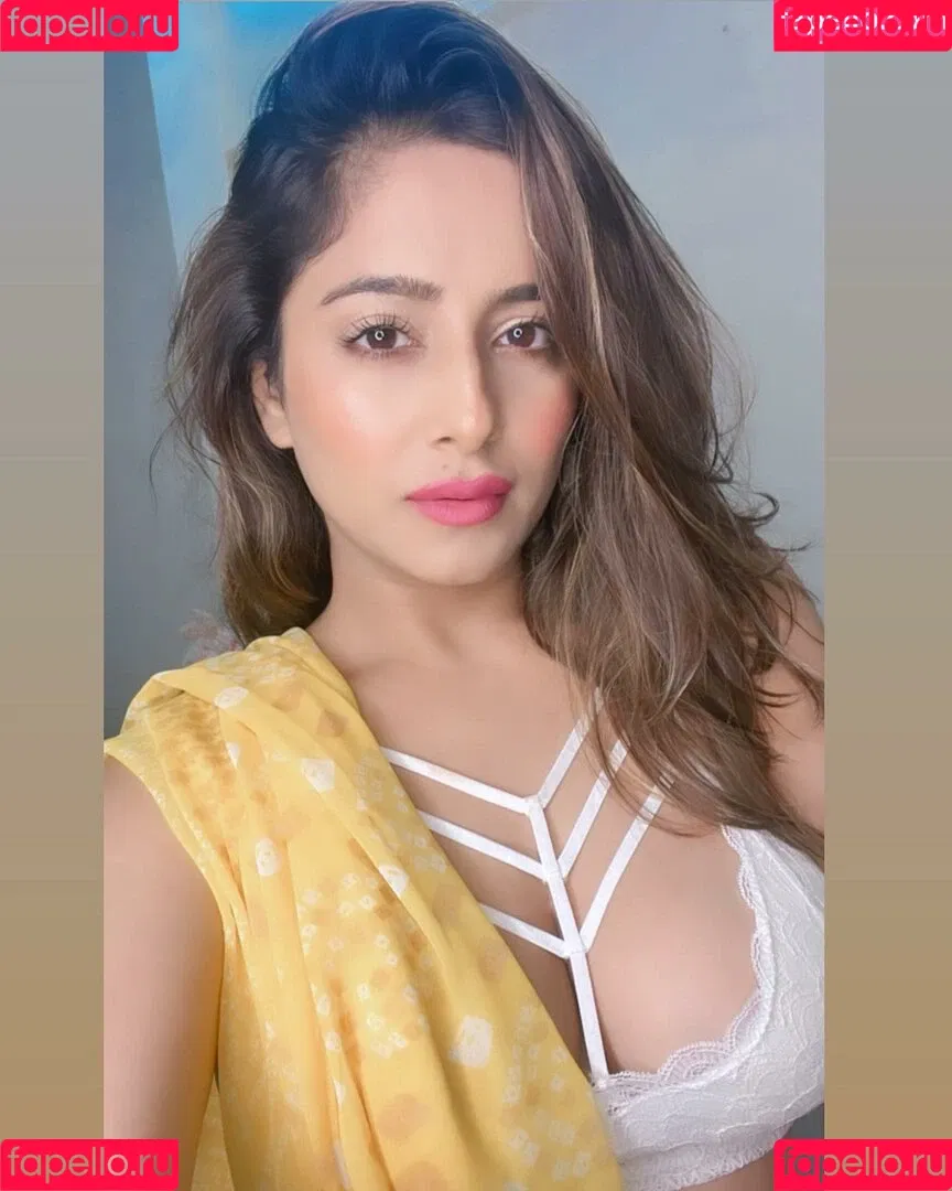 Kate Sharma Onlyfans Photo Gallery 