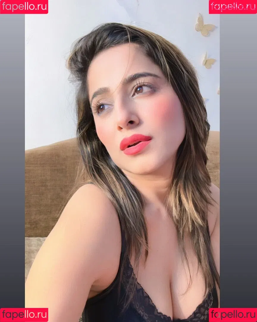 Kate Sharma Onlyfans Photo Gallery 