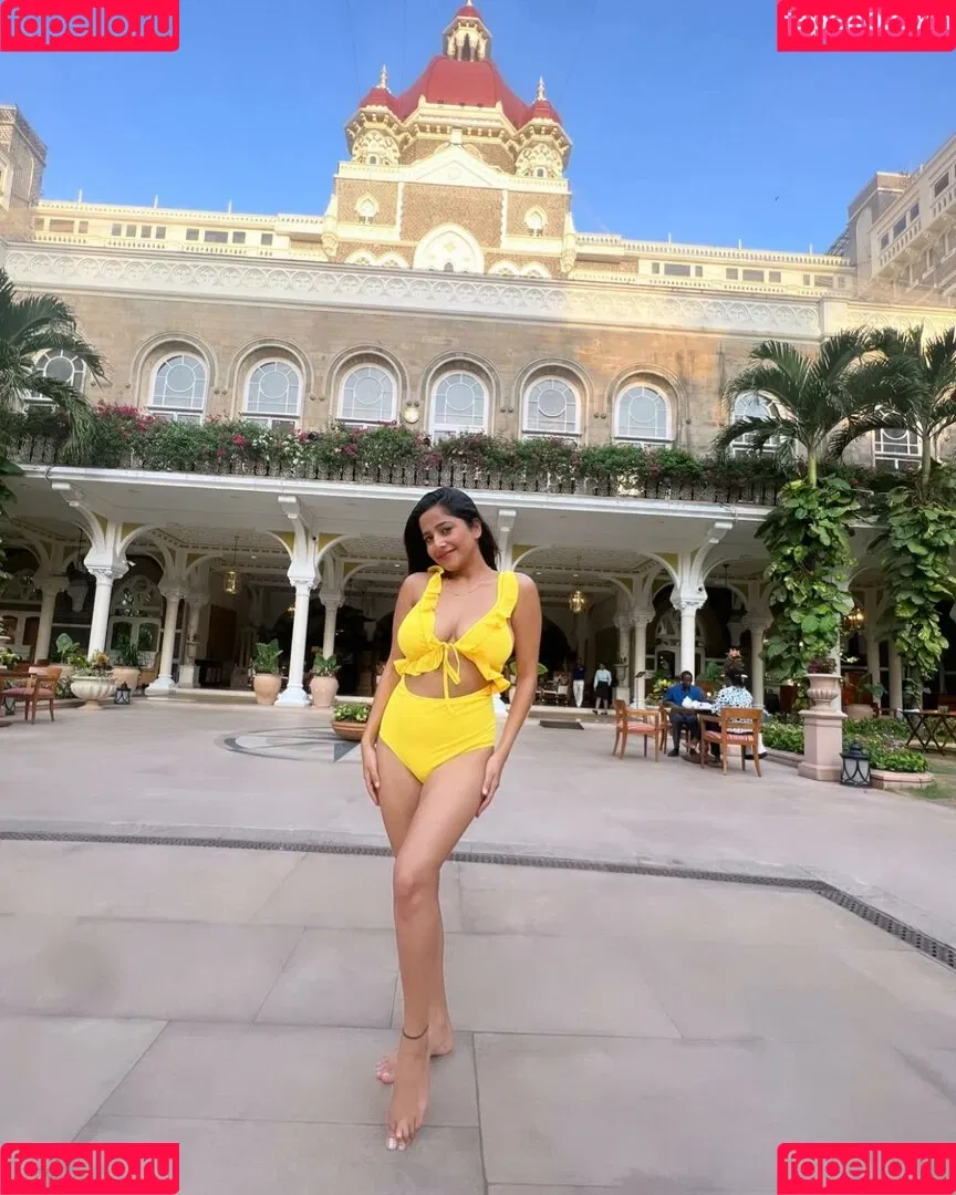 Kate Sharma Onlyfans Photo Gallery 