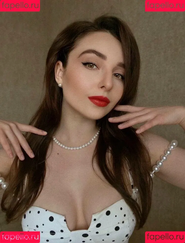 Elena Deligioz Onlyfans Photo Gallery 