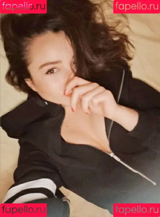 Elena Deligioz Onlyfans Photo Gallery 