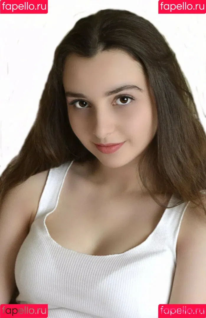Elena Deligioz Onlyfans Photo Gallery 
