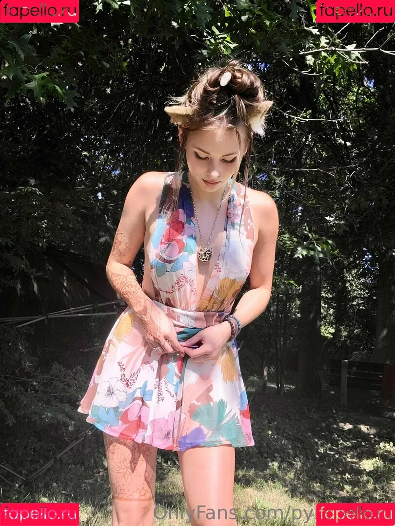 Pyro Kitten Onlyfans Photo Gallery 