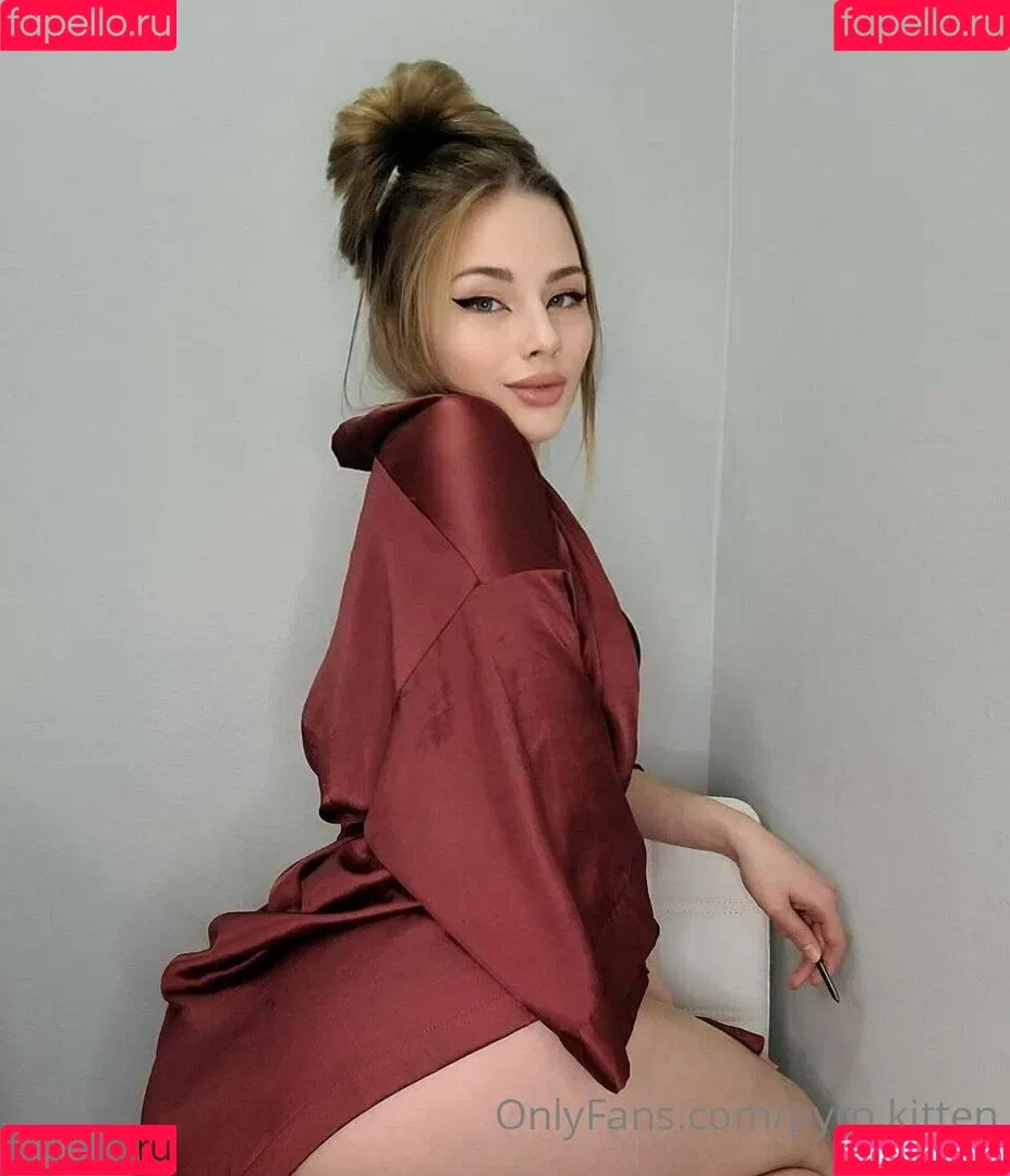 Pyro Kitten Onlyfans Photo Gallery 