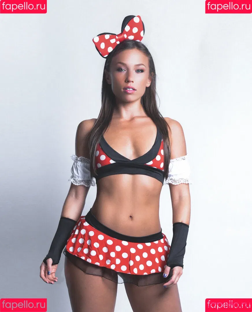 Nicole Mejia Onlyfans Photo Gallery 