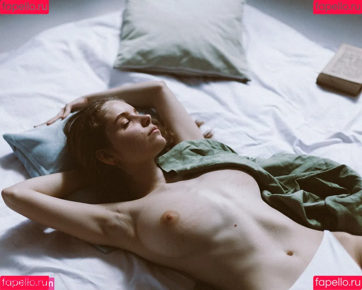 lyubovvomne Onlyfans Photo Gallery 