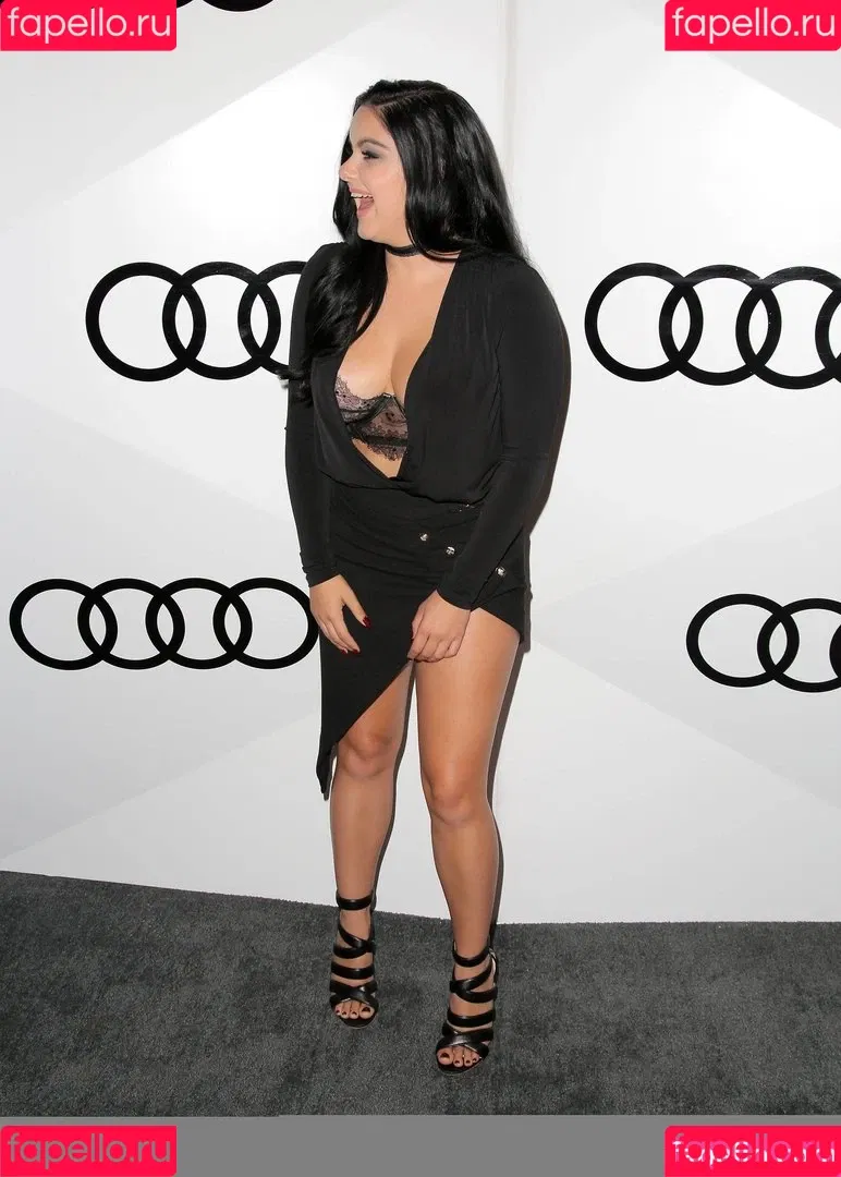 Ariel Winter Onlyfans Photo Gallery 