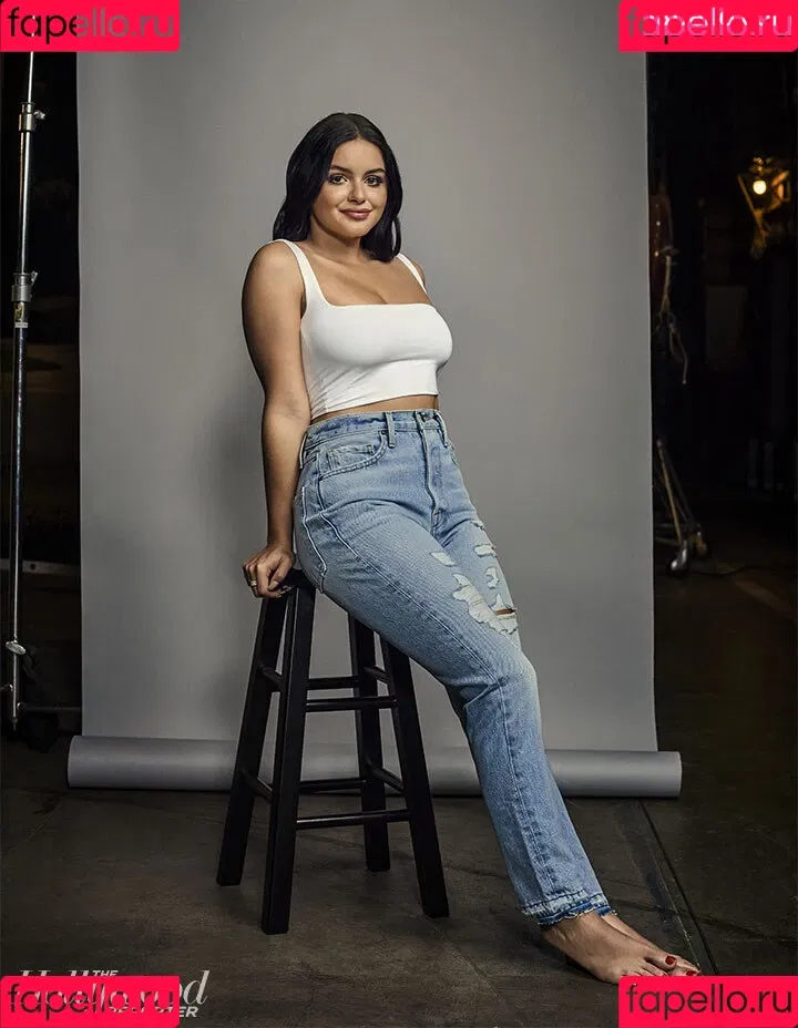Ariel Winter Onlyfans Photo Gallery 